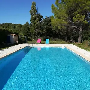  Hébergement de vacances La Croix Du Sud