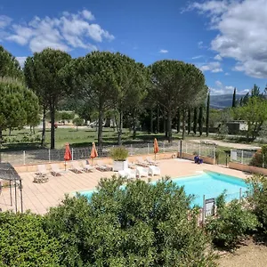 Hotel Logis Le Manoir & Lounge, Apt